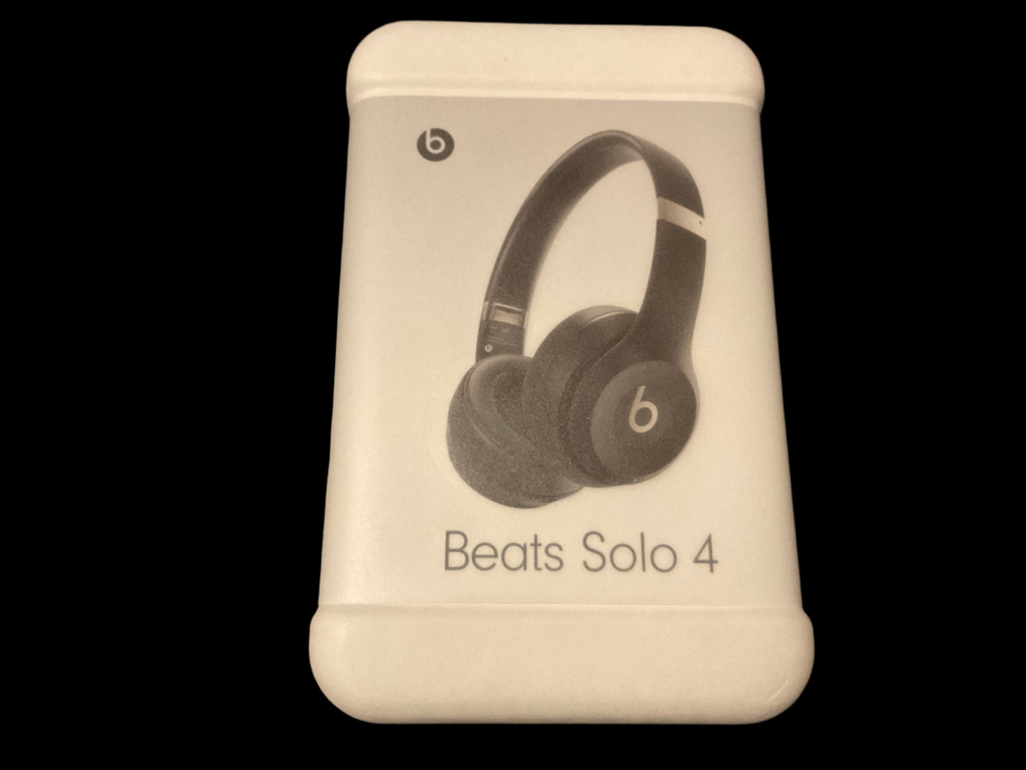 Beats Solo 4 ~ New - Matte Black
